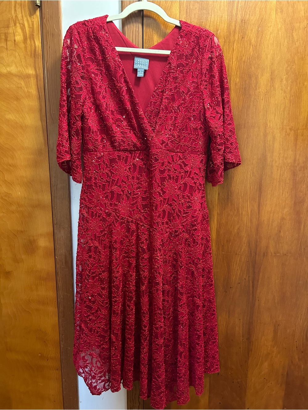 Red Lace V-Neck Midi Dress